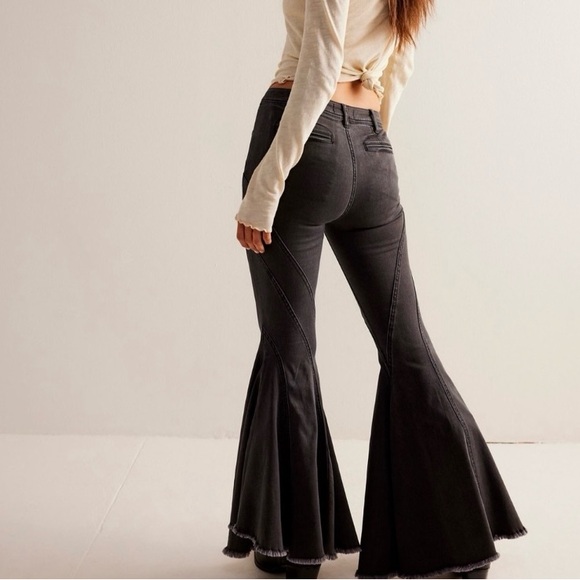 Free People Black Twirl Jeans Size 32 - Picture 3 of 16